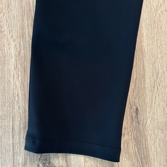 Lululemon On The Move Black Pants - Picture 8 of 10